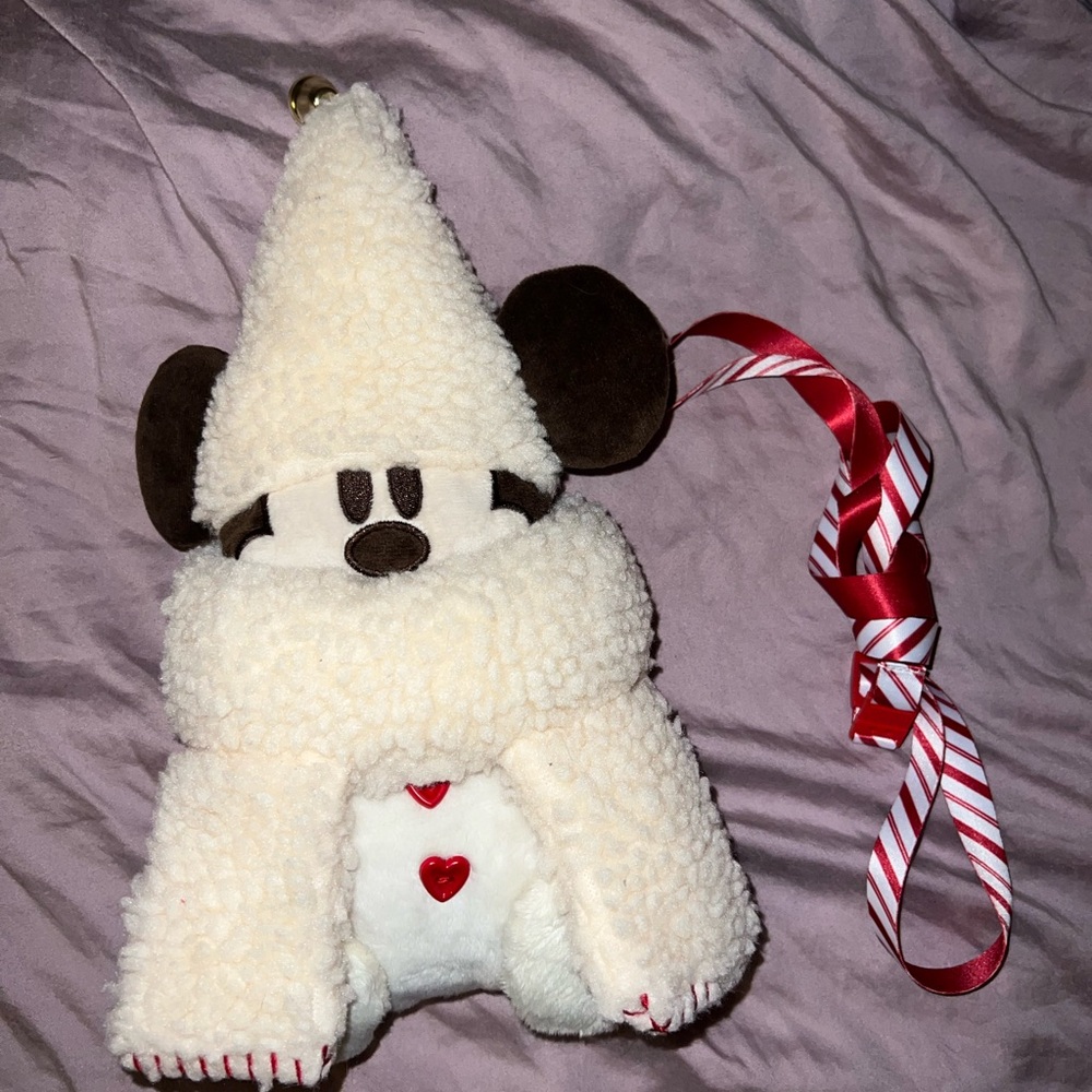 NWOT Tokyo Disney Holiday 2024 Mickey Lil Ring Ring Plush Crossbody
